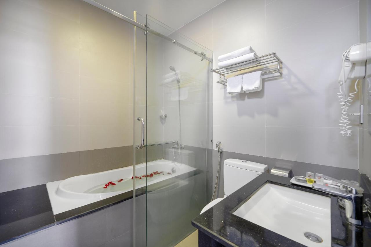 Shara Hotel Дананг Екстериор снимка
